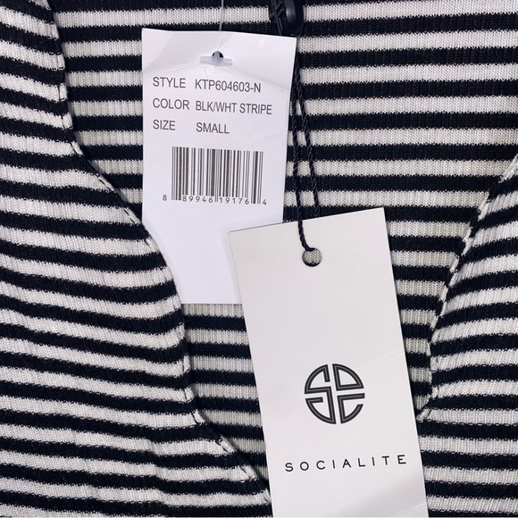 NWT Socialite Small Black and White Striped Soft Top with Scalloped V-Neckline - Picture 2 of 7